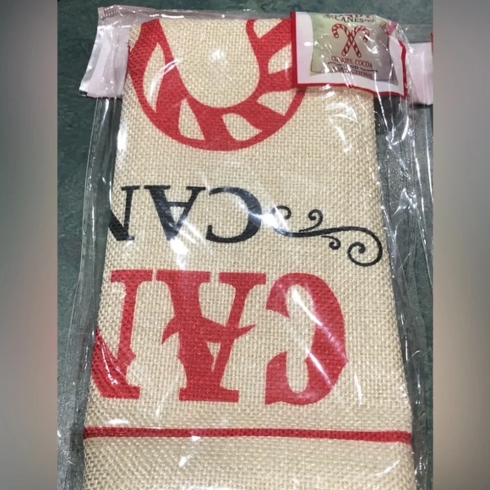 Burlap Christmas holiday‎ candy cane red graphic print décor pillow cases new